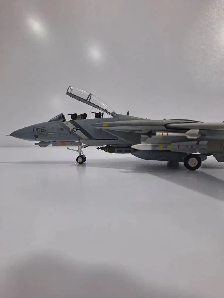 ماکت هواپیما جنگنده F-14 تامکت نیروی دریایی امریکا|کلکسیون و سرگرمی|تهران, جوادیه|دیوار