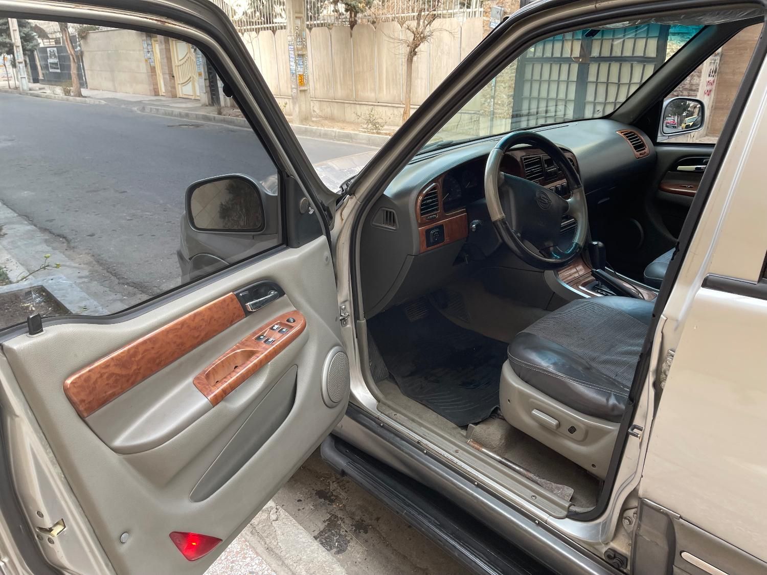 سانگ یانگ موسو 3200cc اتوماتیک، مدل ۲۰۰۴|خودرو سواری و وانت|تهران, آبشار|دیوار