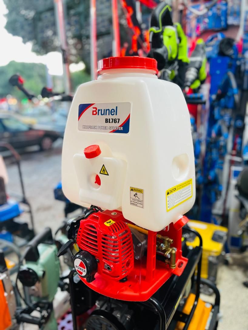 (چکی) سمپاش ۲۵ لیتری موتوری ( ۲ زمانه)|ماشین‌آلات صنعتی|مراغه, |دیوار