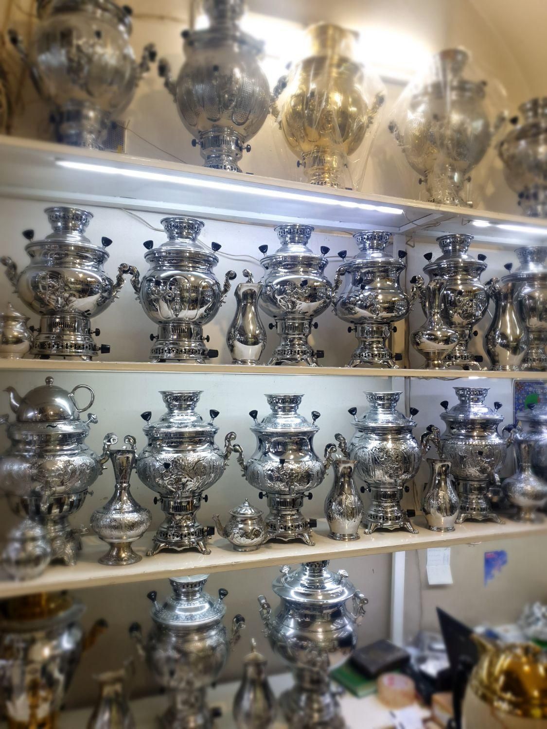 dwسماور گازی khqw برنجی برقی مسی ذغالی زغالی|سماور، چایساز، قهوهساز|اصفهان, دستگرده|دیوار