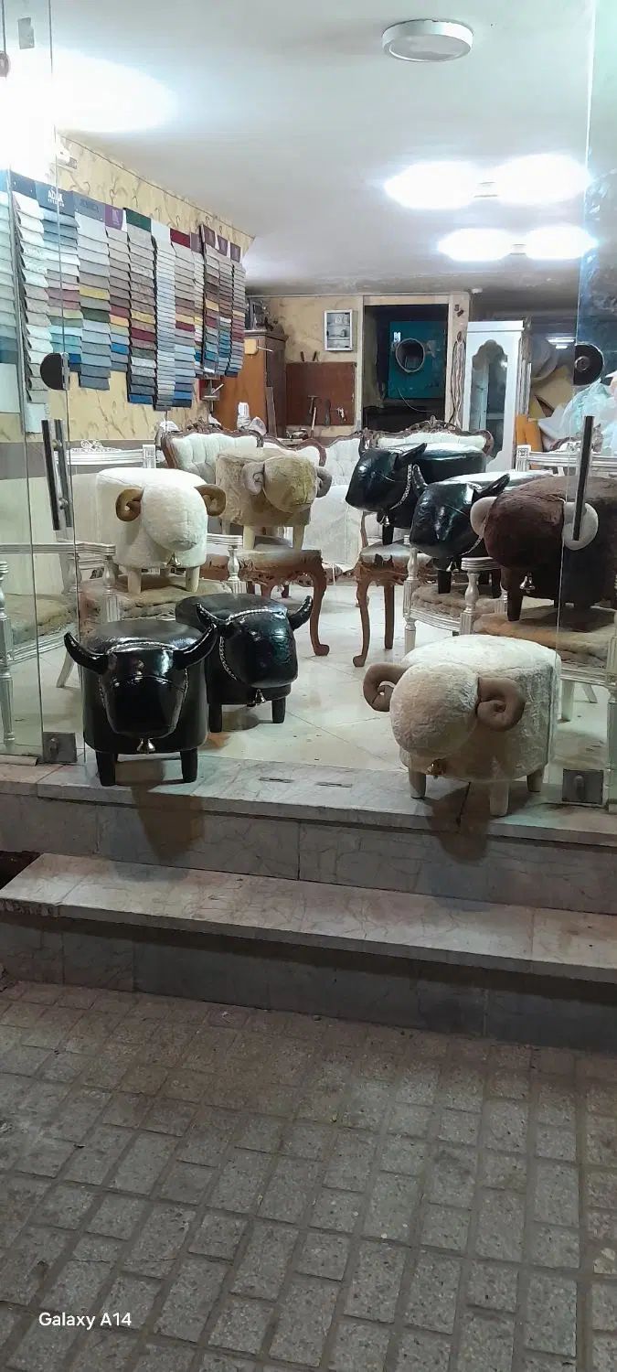 پاف مبل کادویی دکوری نیمکت چرم،آتلیه،لوستر،مبلمان|صندلی و نیمکت|مشهد, سناباد|دیوار