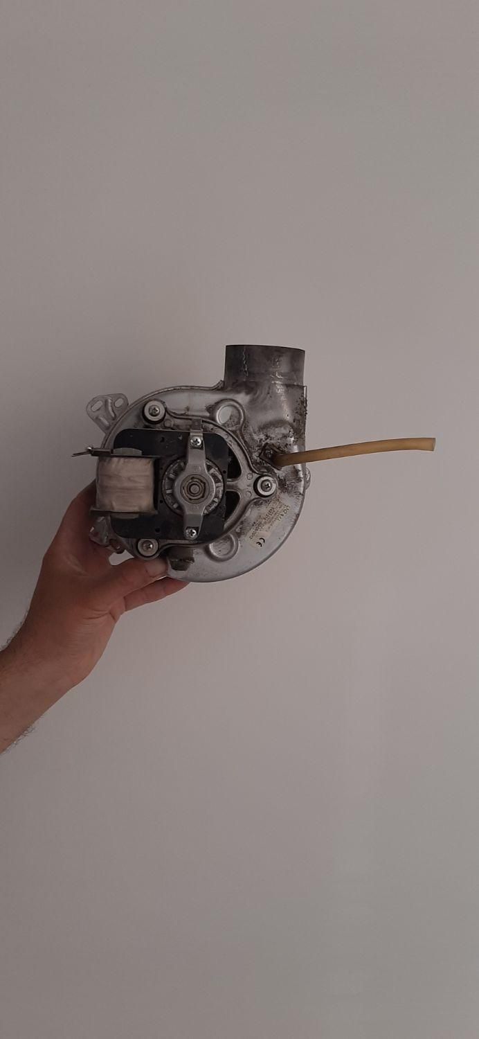 فن پکیج|آبگرمکن، پکیج، شوفاژ|تهران, استاد معین|دیوار