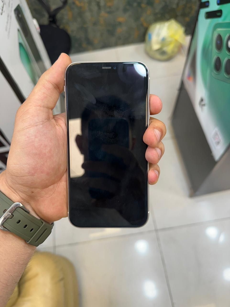 اپل iPhone 11 با حافظهٔ ۱۲۸ گیگابایت|موبایل|کرج, گلشهر|دیوار