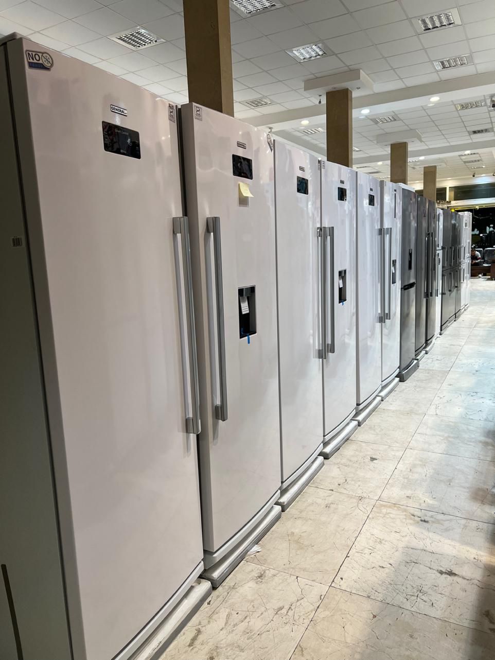 یخچال و یخچال فریزر (نقد و چکی دوازده ماهه)|یخچال و فریزر|تبریز, |دیوار