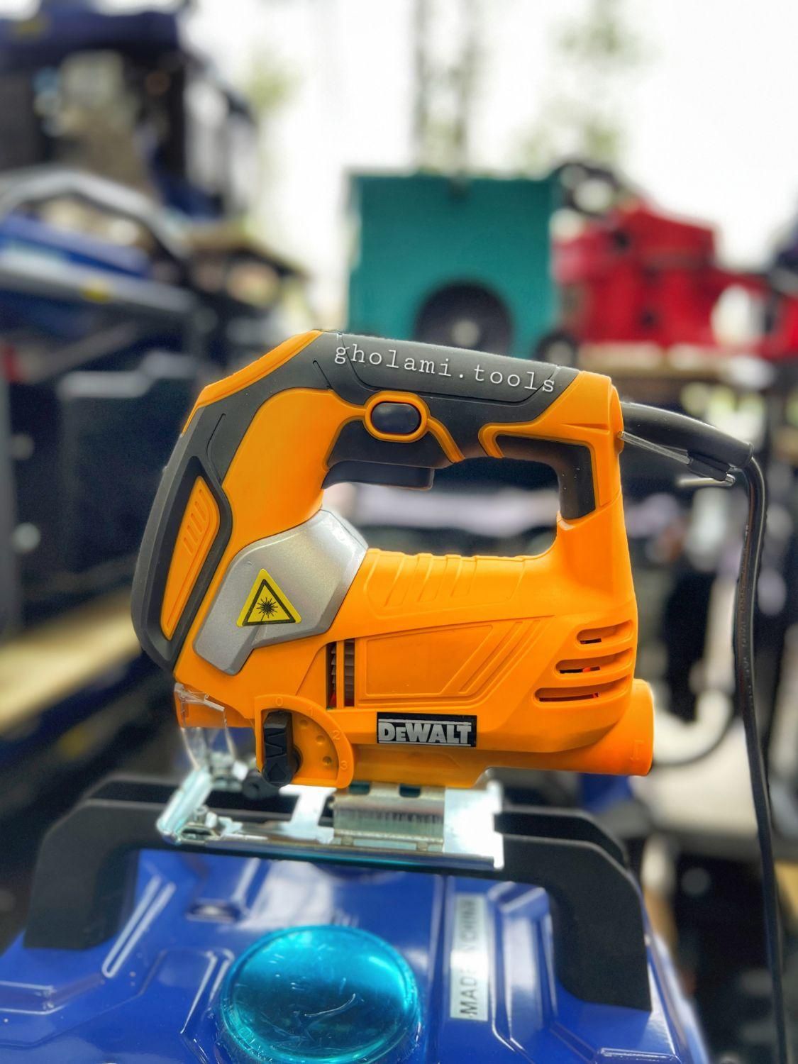 دریل اینورتر عمود بر دیوالت اماراتی لیزری رنگ پاش|ابزارآلات|رشت, بلوار گیلان|دیوار