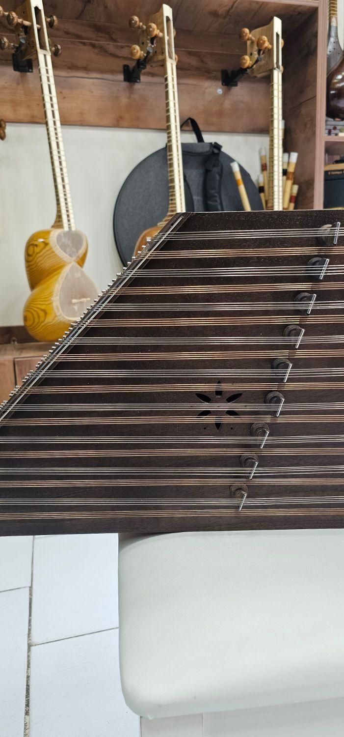 سنتور تکمهر حمید موسوی|سازهای سنتی|محمدیه-قزوین, |دیوار