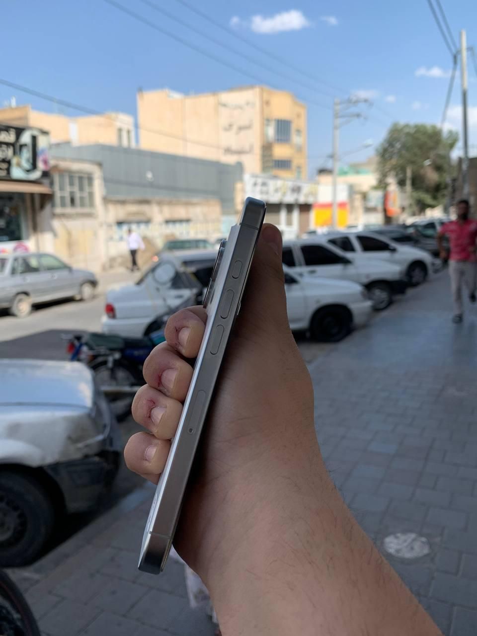 اپل iPhone 16 Pro با حافظهٔ ۲۵۶ گیگابایت|موبایل|مشهد, هفده شهریور|دیوار