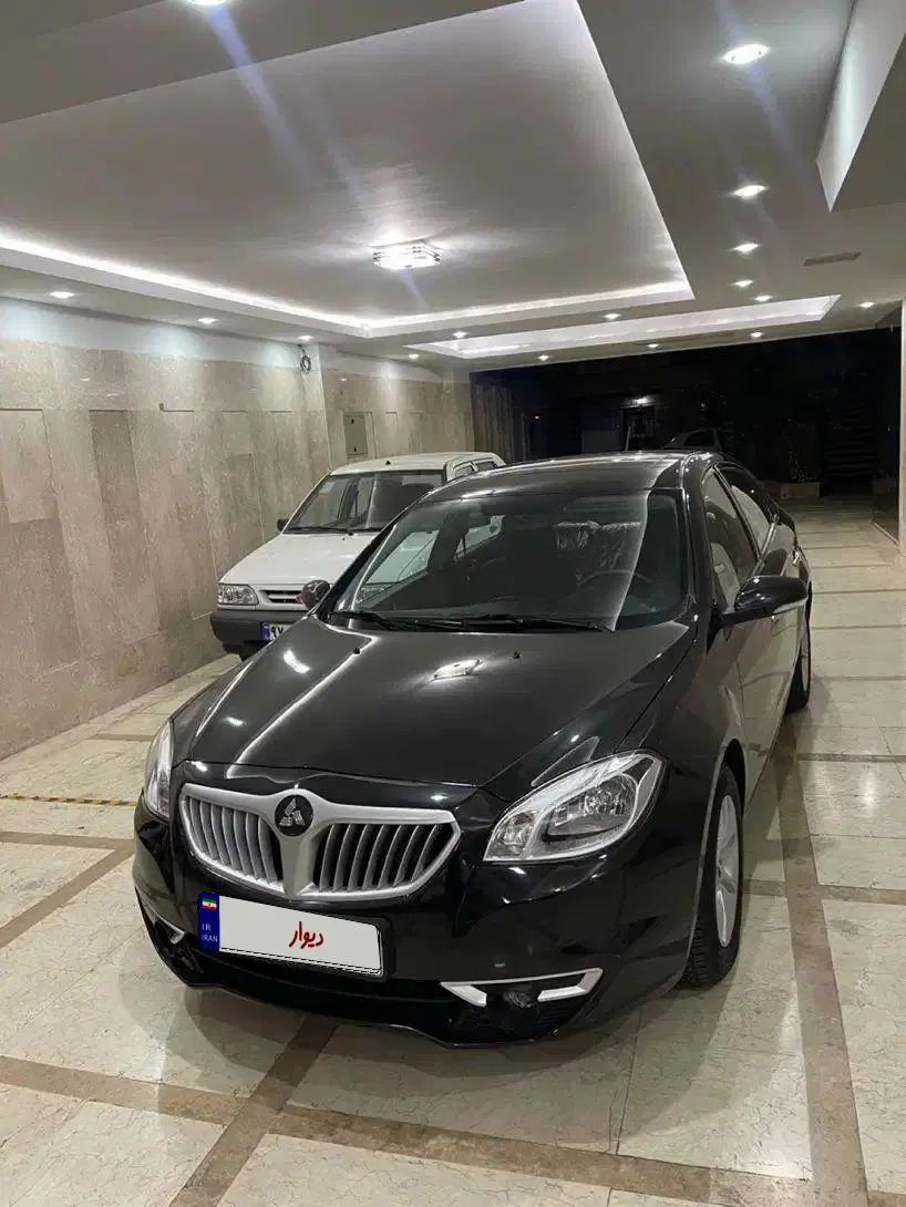 برلیانس H330 اتوماتیک 1650cc، مدل ۱۳۹۹|خودرو سواری و وانت|تهران, جمهوری|دیوار