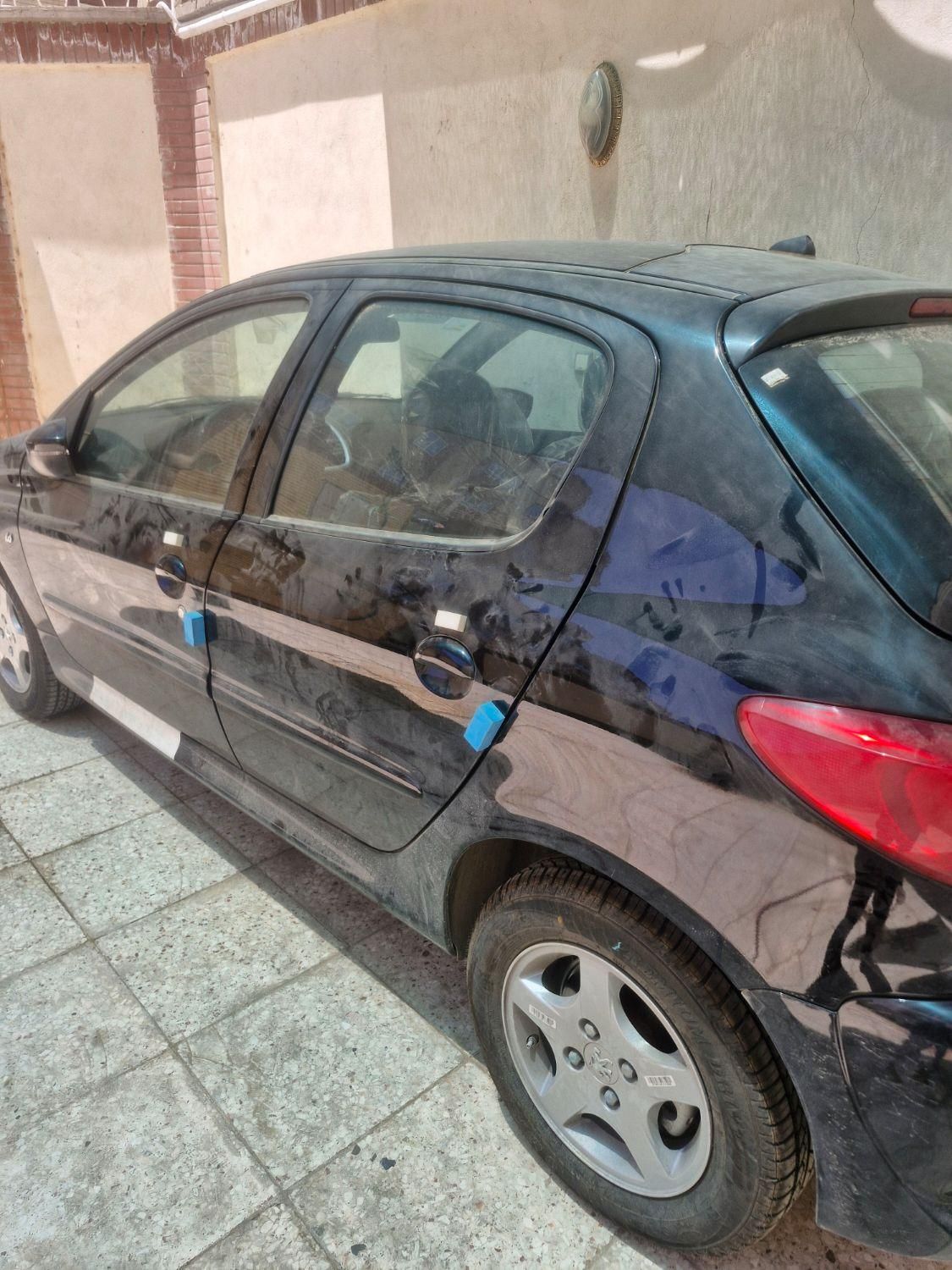 ۲۰۷ خشک فول|خودرو سواری و وانت|زاهدان, |دیوار