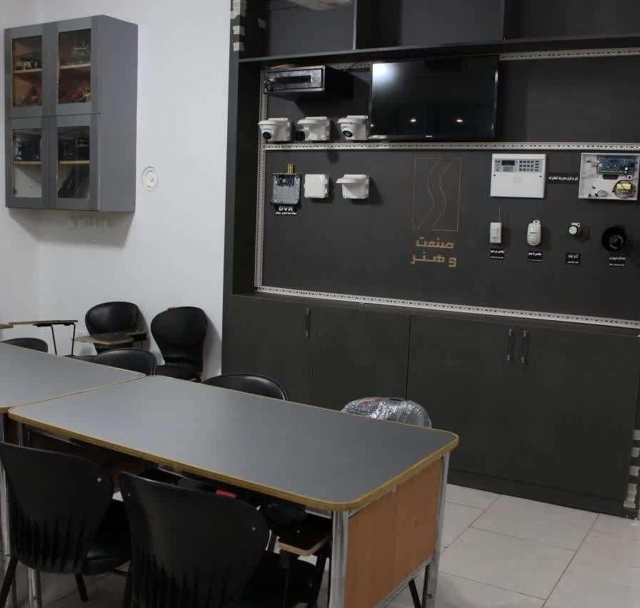 دوره آموزشی نصب دوربین های مداربسته بامدرک فنی|خدمات آموزشی|مشهد, امام خمینی|دیوار