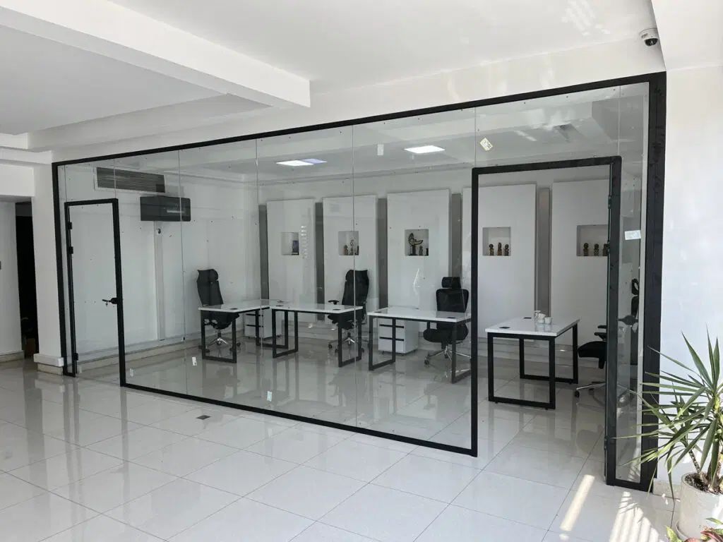 پارتیشن شیشه ای لوکس  از طراحی تا نصب تخفیف ویژه|دفتر کار|تهران, جردن|دیوار