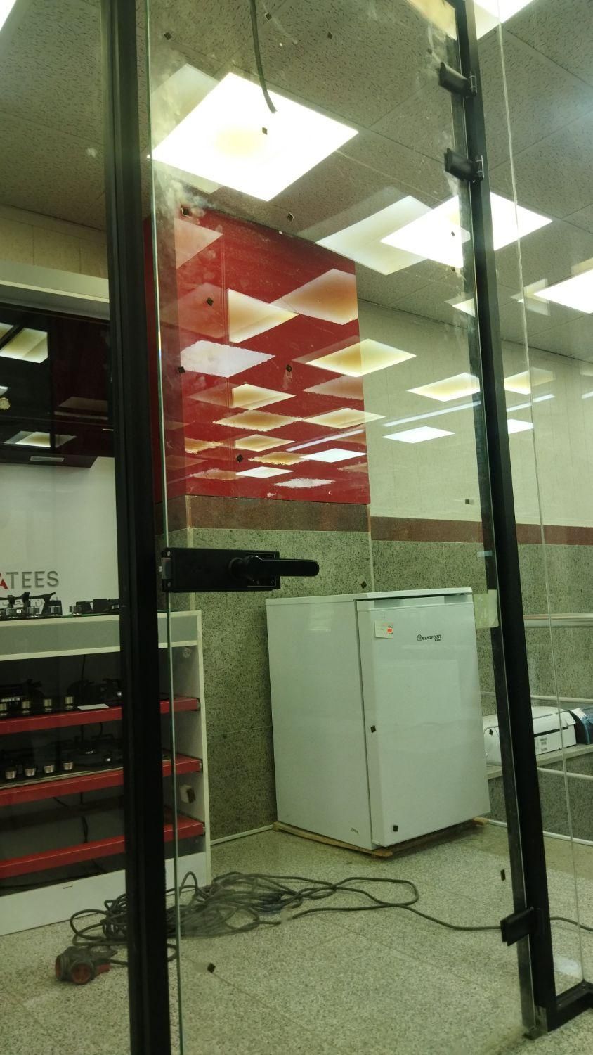 نصب تعمیر درب شیشه سکوریت و کرکره برقی جک پارکینگ|خدمات پیشه و مهارت|ارومیه, |دیوار