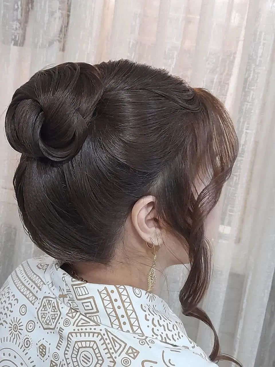 پاکسازی پوست شنیون میکاپ موخوره گیری لیفت ابرومژه|خدمات آرایشگری و زیبایی|قم, نیروگاه|دیوار