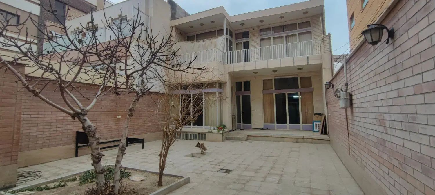 ویلایی 230 / دوطبقه / خیابان احمدآباد|اجارهٔ خانه و ویلا|اصفهان, قلعه طبره|دیوار