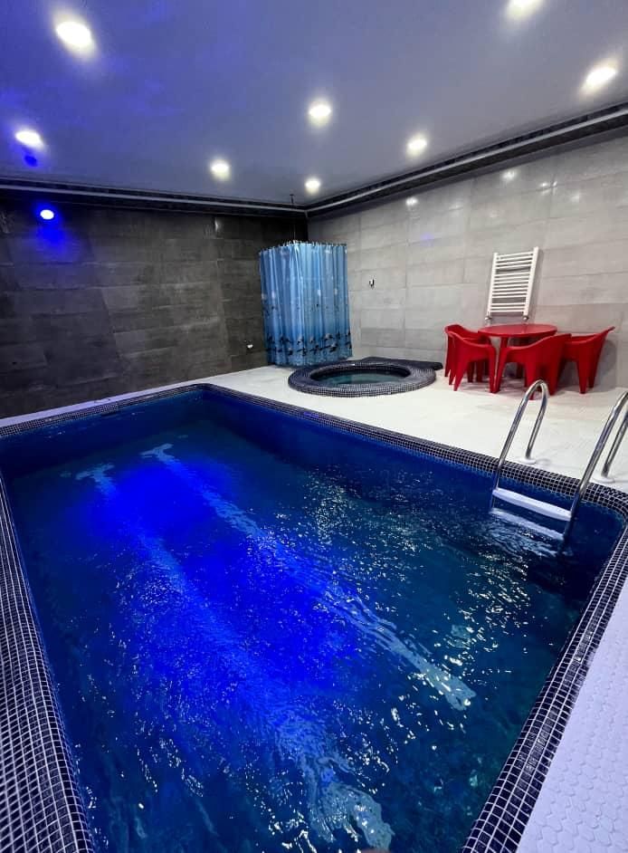 اجاره روزانه ویلاهای/نوساز/فول/استخرجکوزی آبگرم|اجارهٔ کوتاهمدت ویلا و باغ|بابلسر, |دیوار