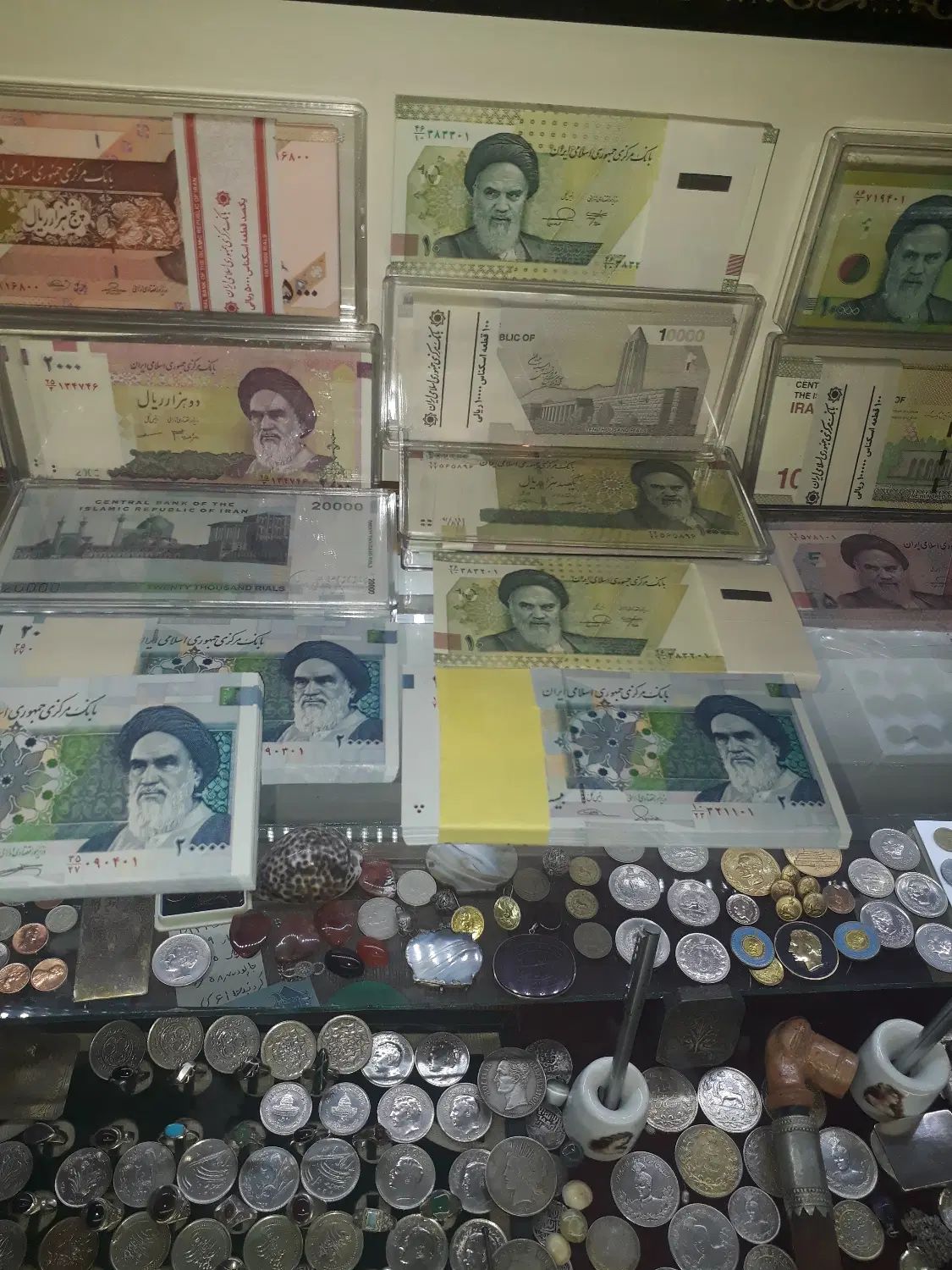 اسکناسهای نوجمهو ری وشاهی وسکه های نقره|کلکسیون سکه، تمبر، اسکناس|قزوین, |دیوار