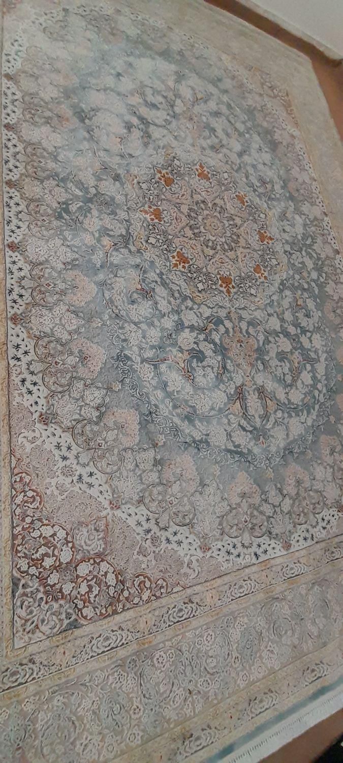 فرش ۹متری ۱۵۰۰شانه ۴۵۰۰تراکم کم کارکرد در حد اک|فرش|ارومیه, |دیوار