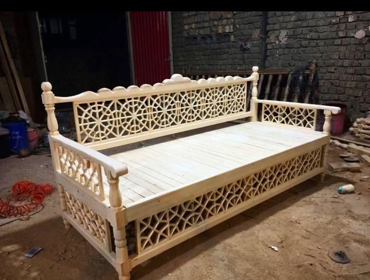 صندلی سنتی ومیز سنتی|مبلمان خانگی و میز عسلی|گناباد, |دیوار