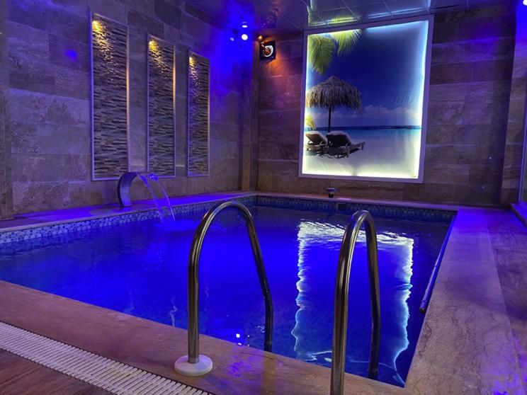 ویلا استخردار شهرک ساحلی|اجارهٔ کوتاهمدت ویلا و باغ|رشت, بلوار گیلان|دیوار