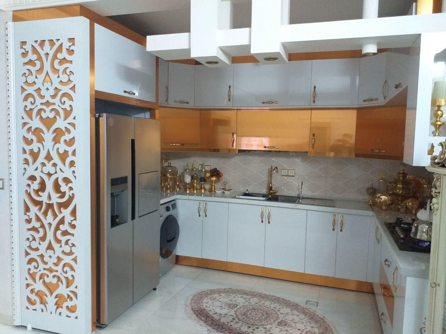 ساخت،نصب وتعمیرات کابینت کمد درب چوبی|خدمات پیشه و مهارت|ورامین, ورامین|دیوار