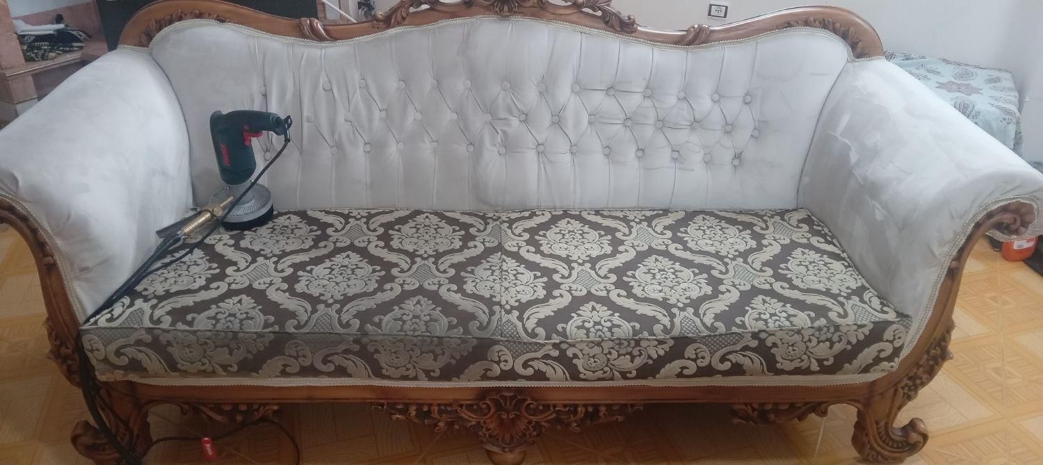 شست و شوی انواع فرش ومبلمان بدون جابجایی|خدمات نظافت|سمنان, |دیوار