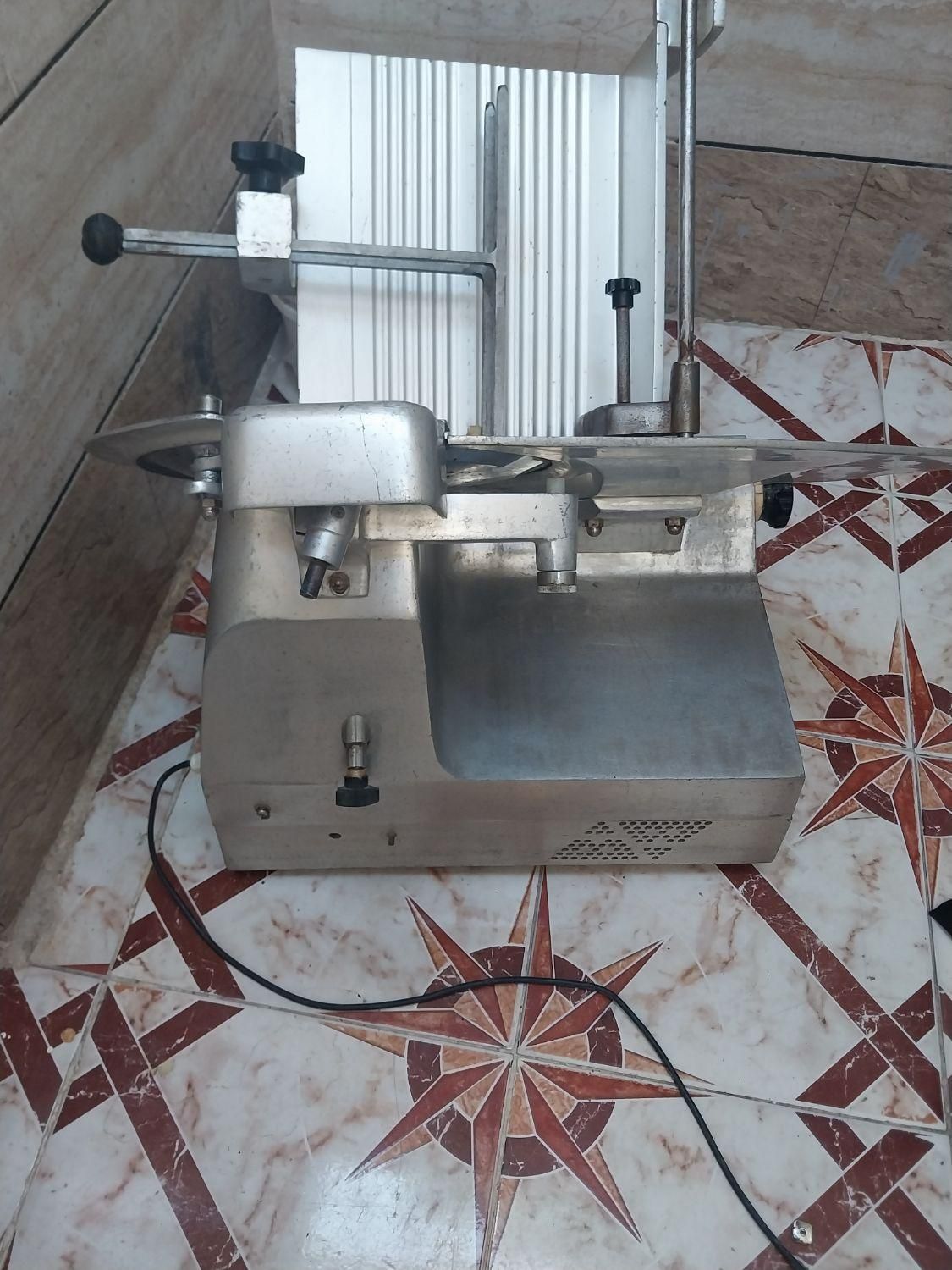 کالباس بر تمام اتوماتیک.چرخ گوشت صنعتی ایتالیایی|فروشگاه و مغازه|تهران, آبشار تهران (دریاچه)|دیوار