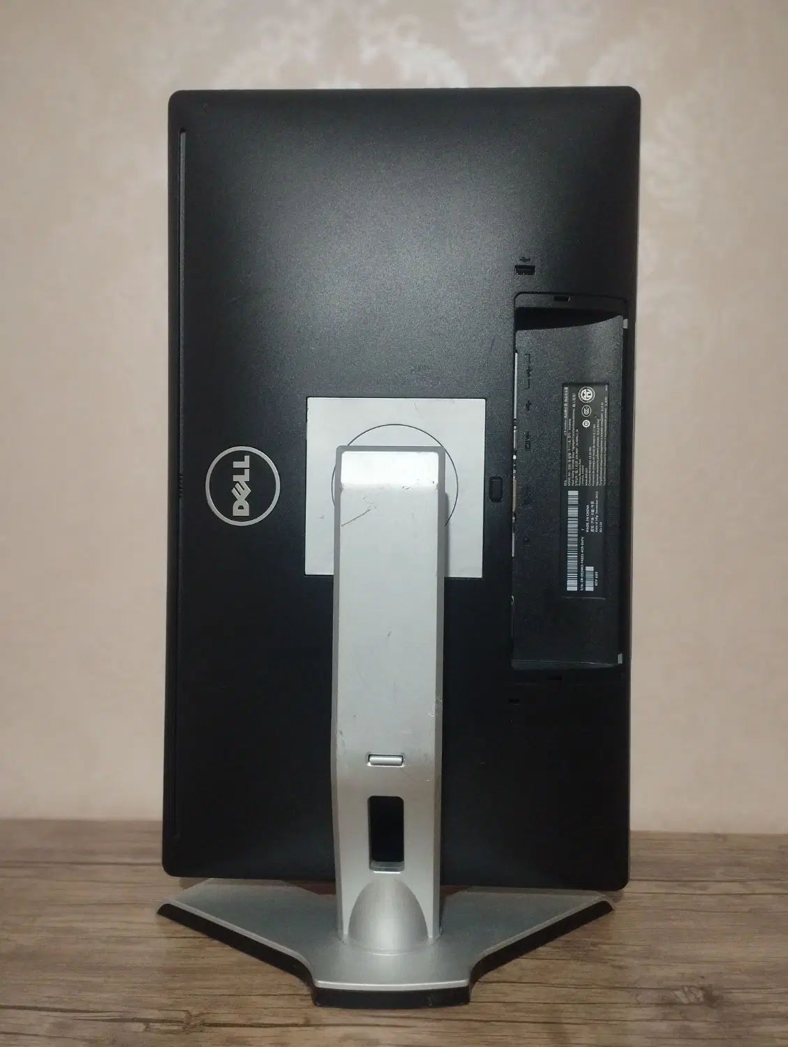 مانیتور دل 24 اینچ مدل Dell P2414H LED|قطعات و لوازم جانبی رایانه|مشهد, حجاب (شهرک غرب)|دیوار