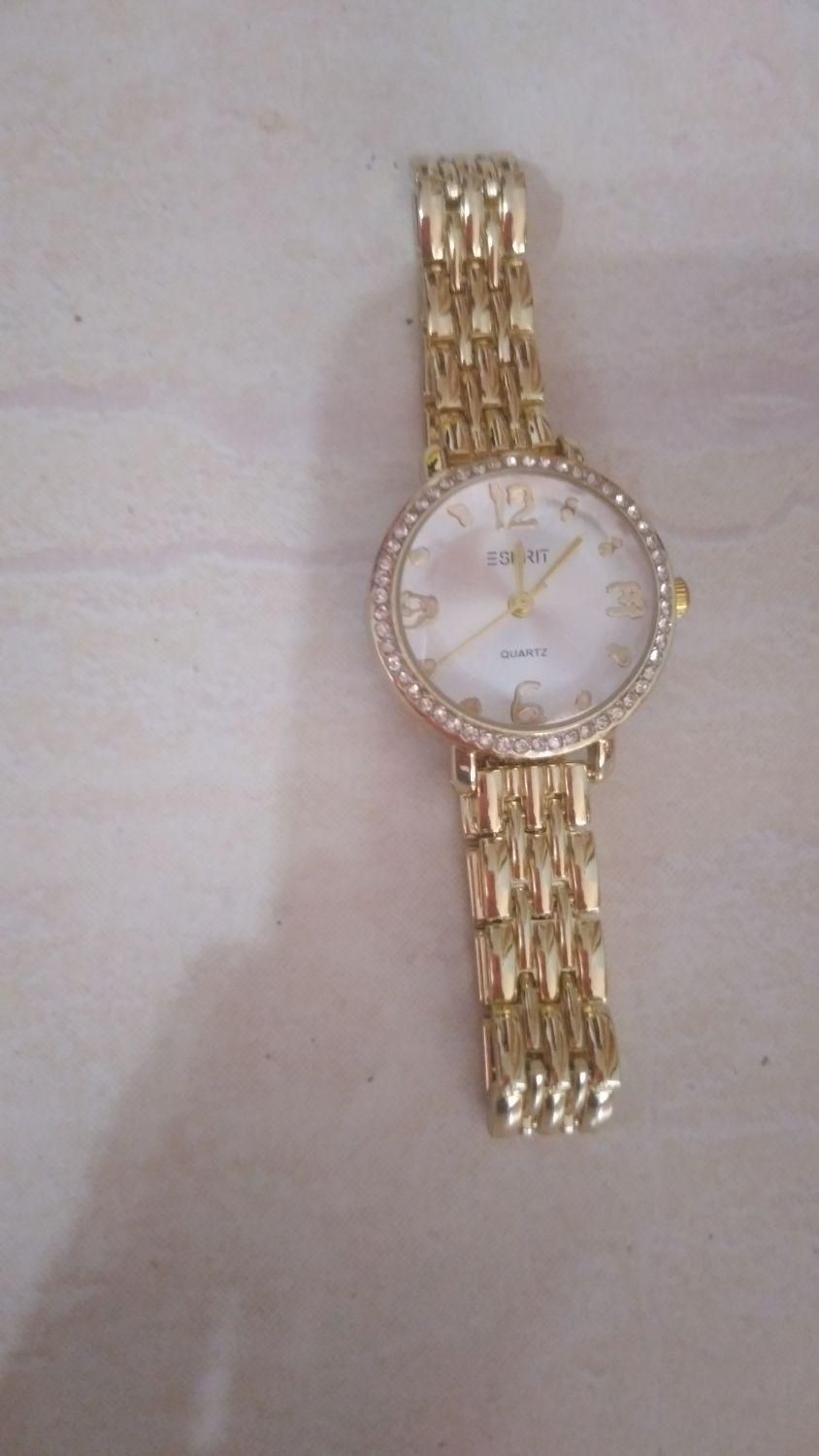 ساعت مچی زنانه طلایی|ساعت|لاهیجان, خمیر کلایه|دیوار