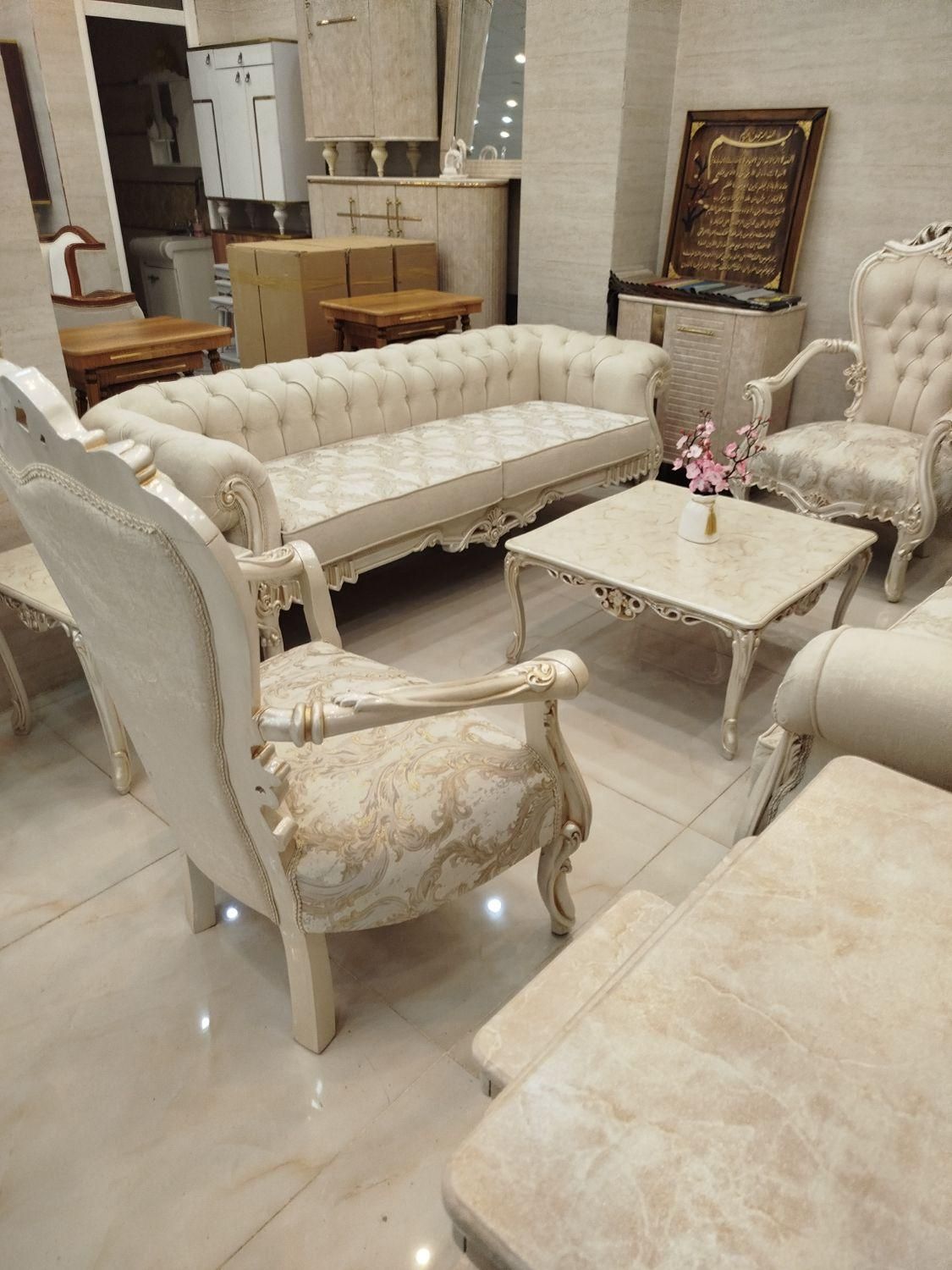 مبل کلاسیک و سلطنتی نگار  ابزاری فرانسوی کد۶۷|مبلمان خانگی و میز عسلی|شیراز, دوکوهک|دیوار