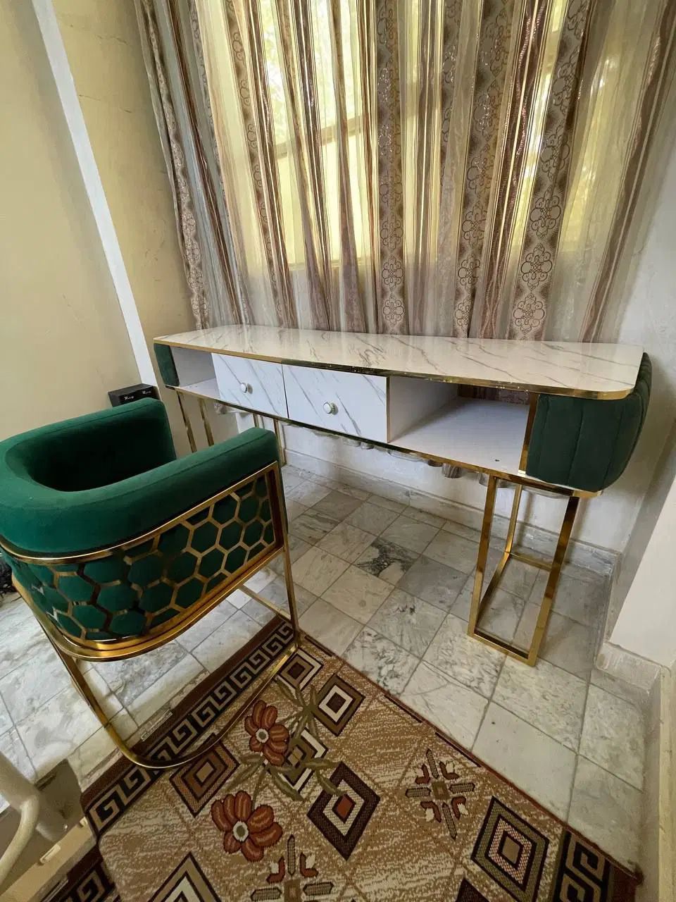 میز ناخن|آرایشی، بهداشتی، درمانی|مشهد, رضاشهر|دیوار