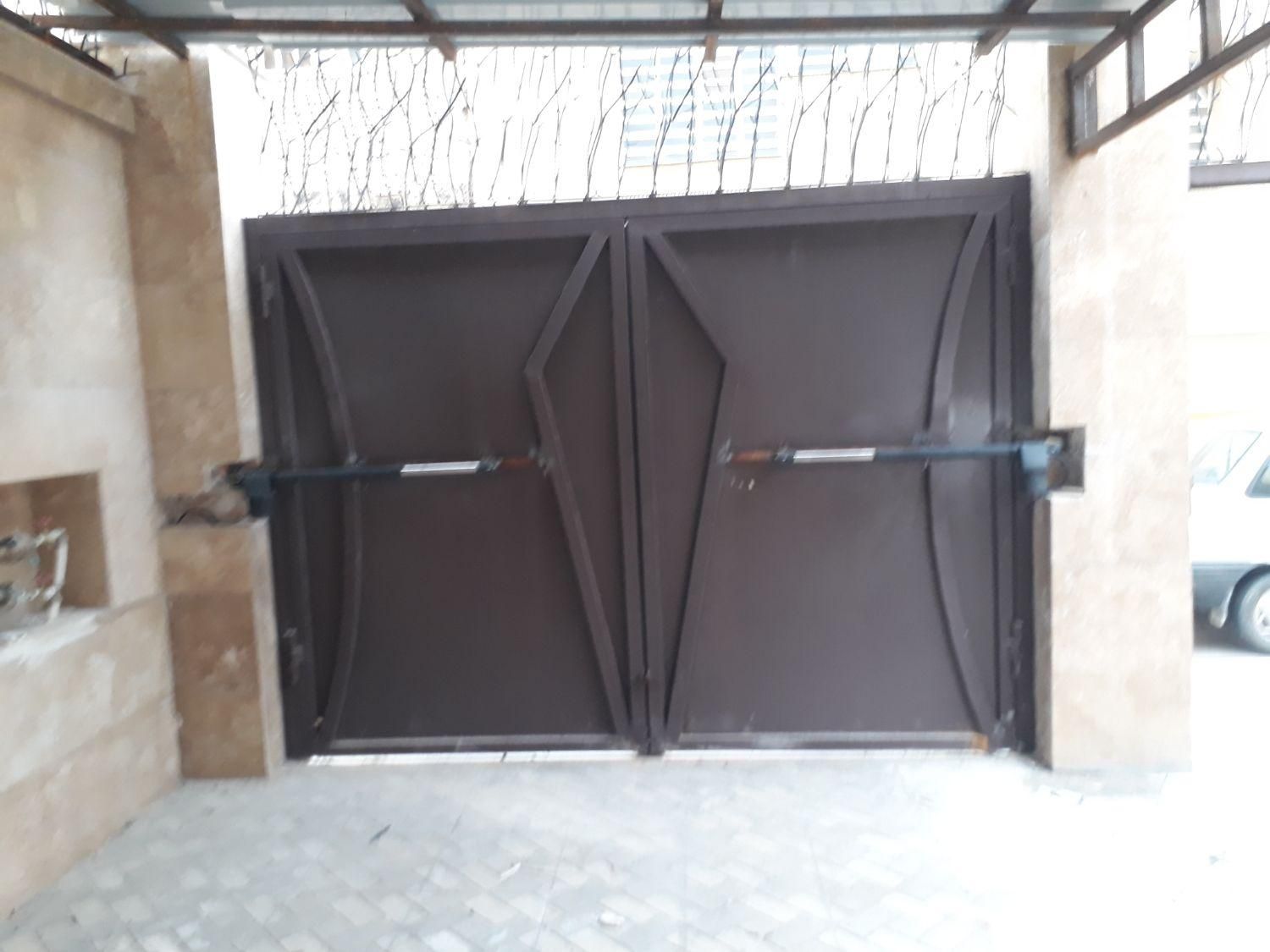 نصب و تعمیرات درب برقی بازویی ریلی کرکره اسلایدینگ|خدمات پیشه و مهارت|شیراز, آزادگان|دیوار