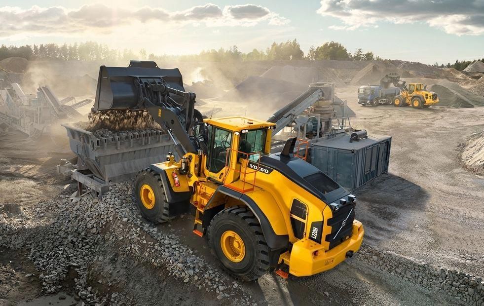 گروه شن و ماسه و پیمانکاری (گیلان گارنت)|عمده‌فروشی|رشت, گلسار|دیوار