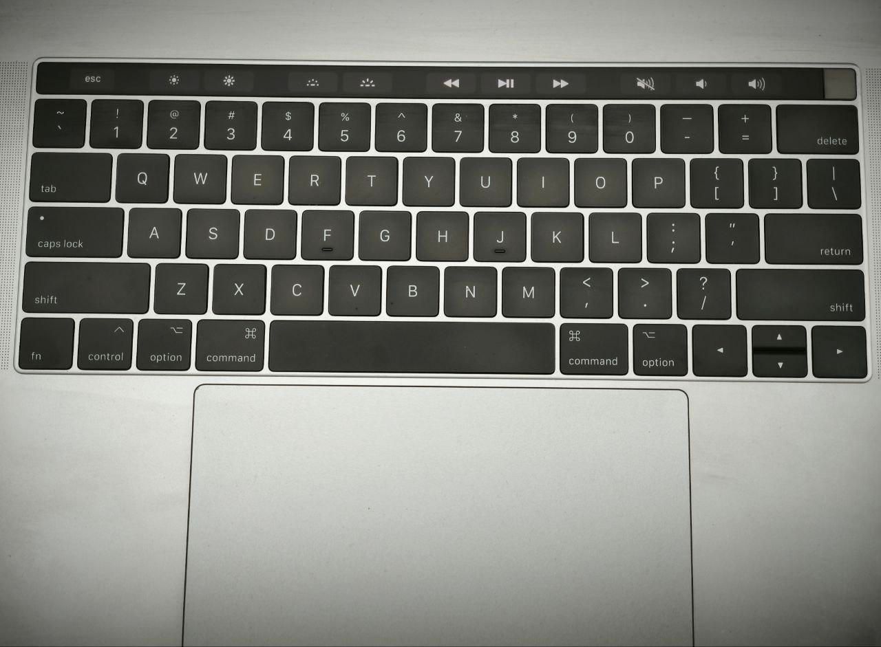 MacBook pro A1707|رایانه همراه|رشت, پیرسرا|دیوار