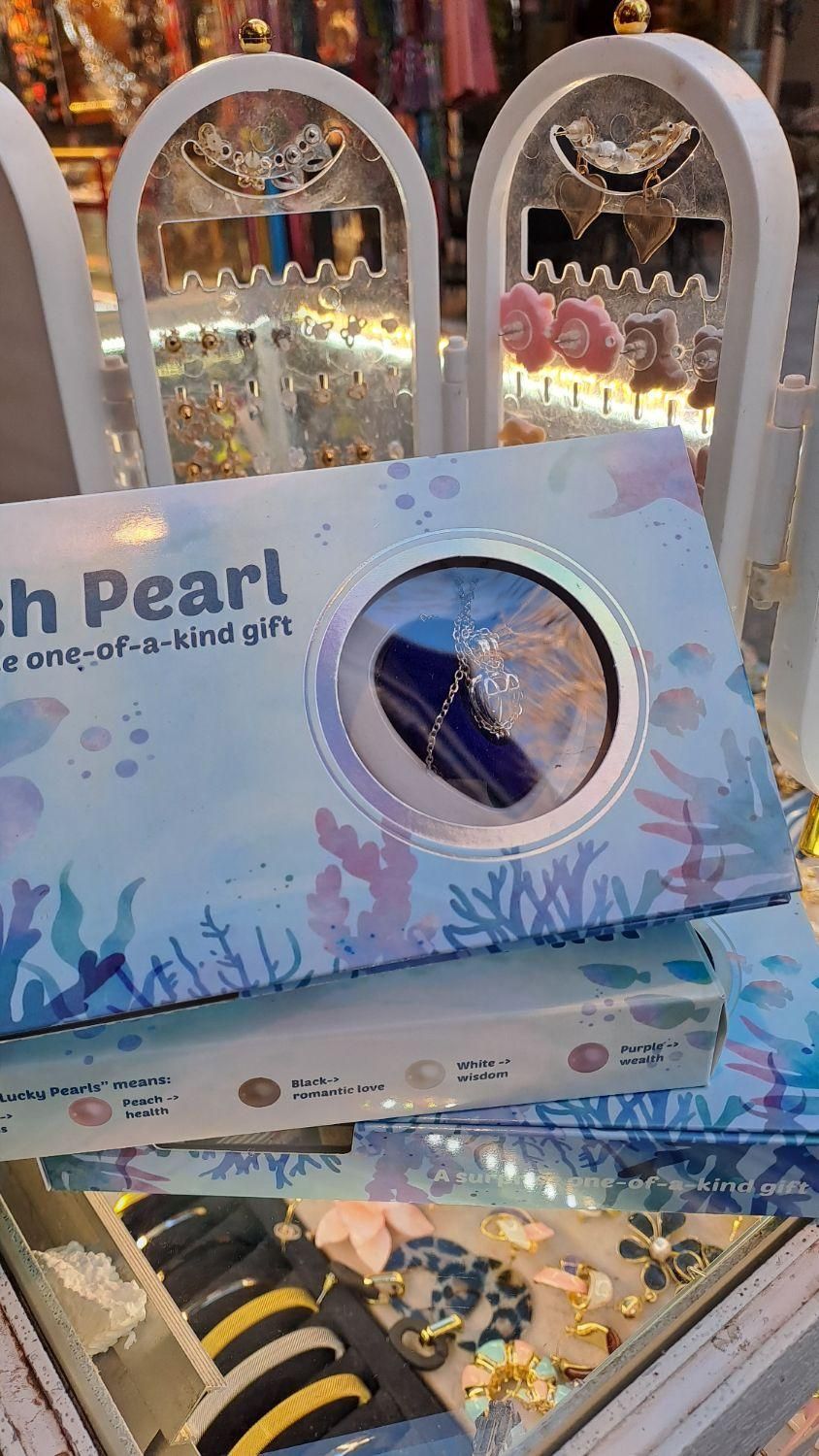 گردنبند مروارید عشق|بدلیجات|اصفهان, نقش جهان|دیوار