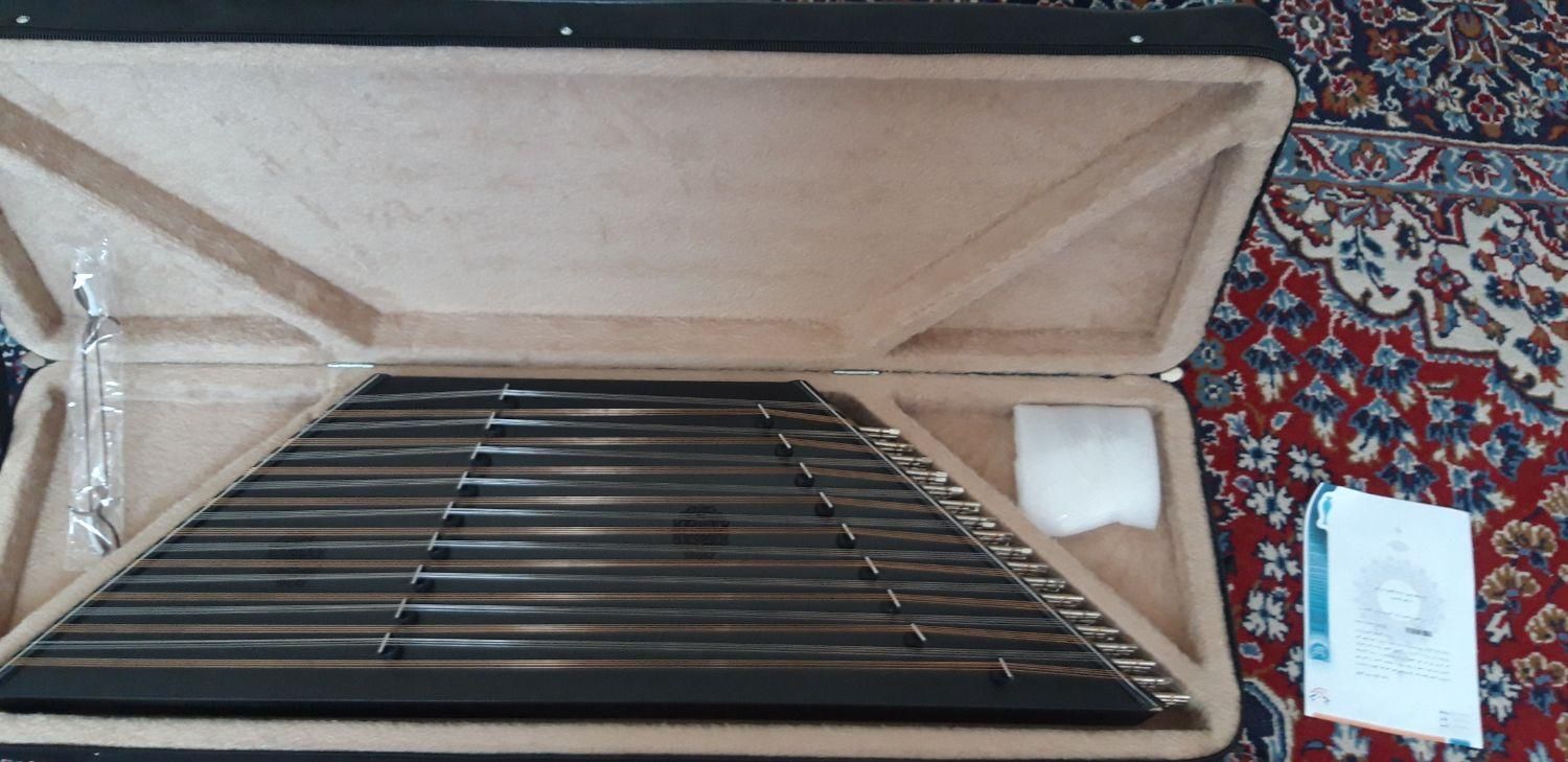 سنتور نو آکبند|سازهای سنتی|بیرجند, |دیوار