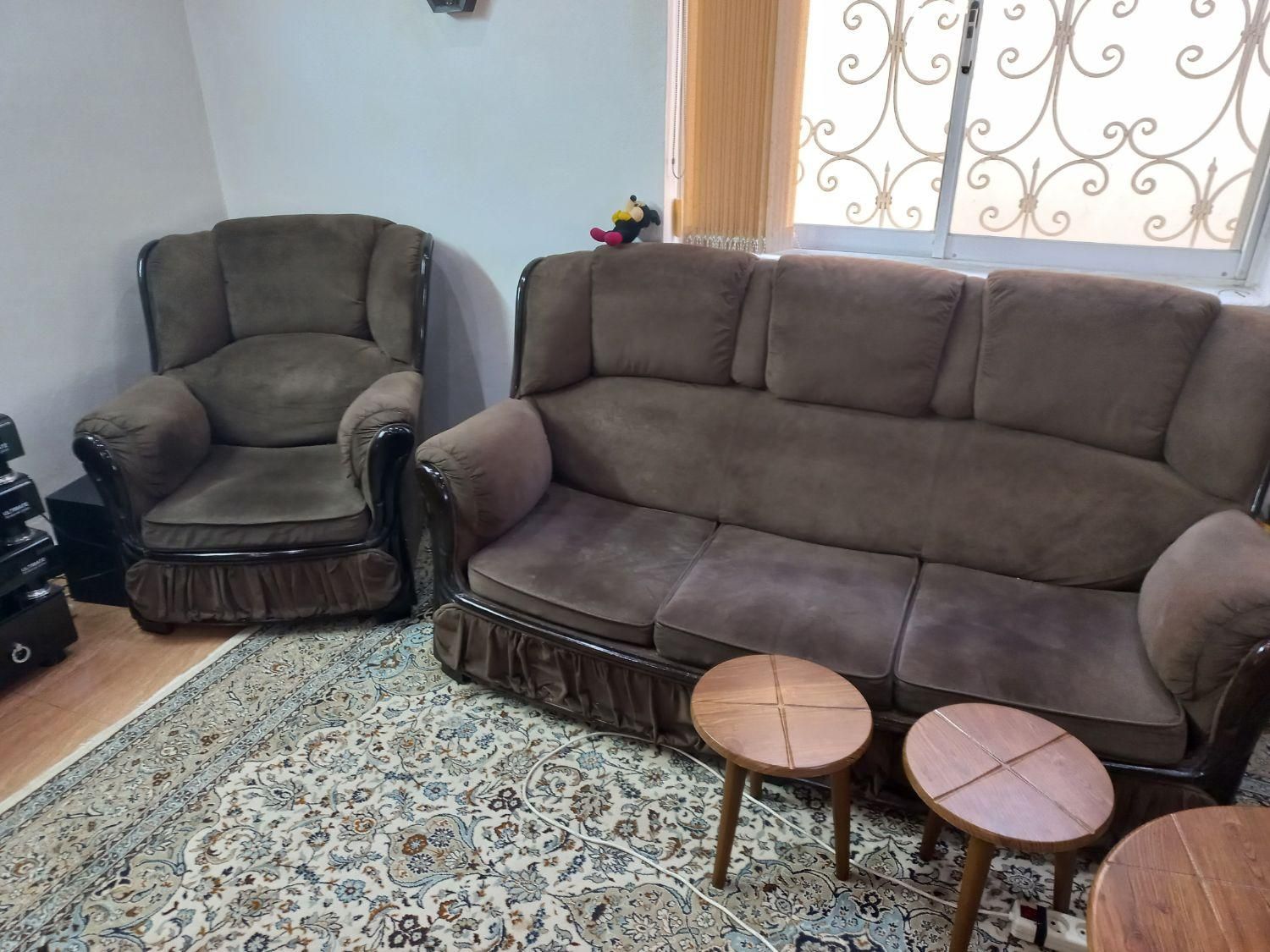 مبل ۹ نفره|مبلمان خانگی و میز عسلی|چمستان, |دیوار