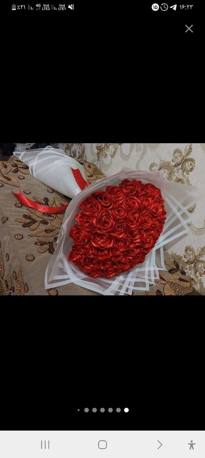 گل رز روبانی زیبا|گل مصنوعی|قزوین, |دیوار