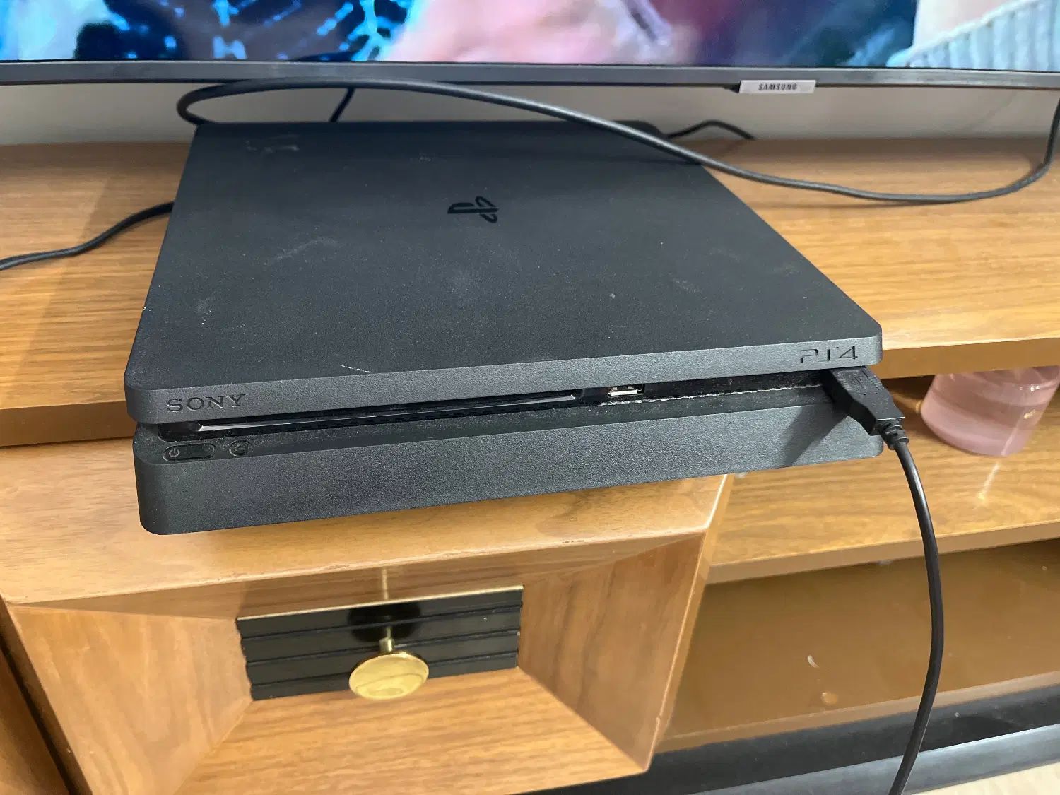 فروش دستگاه کنسول بازی PS4|کنسول، بازی ویدئویی و آنلاین|تهران, فلسطین (میدان انقلاب)|دیوار