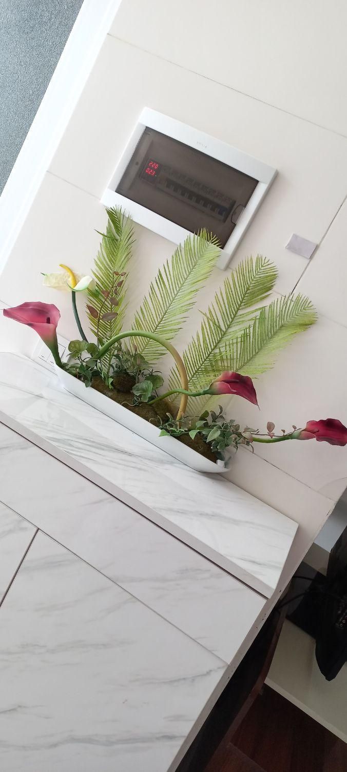 گل پایه سرامیکی بسیار  شیک|گل مصنوعی|ایلام, |دیوار