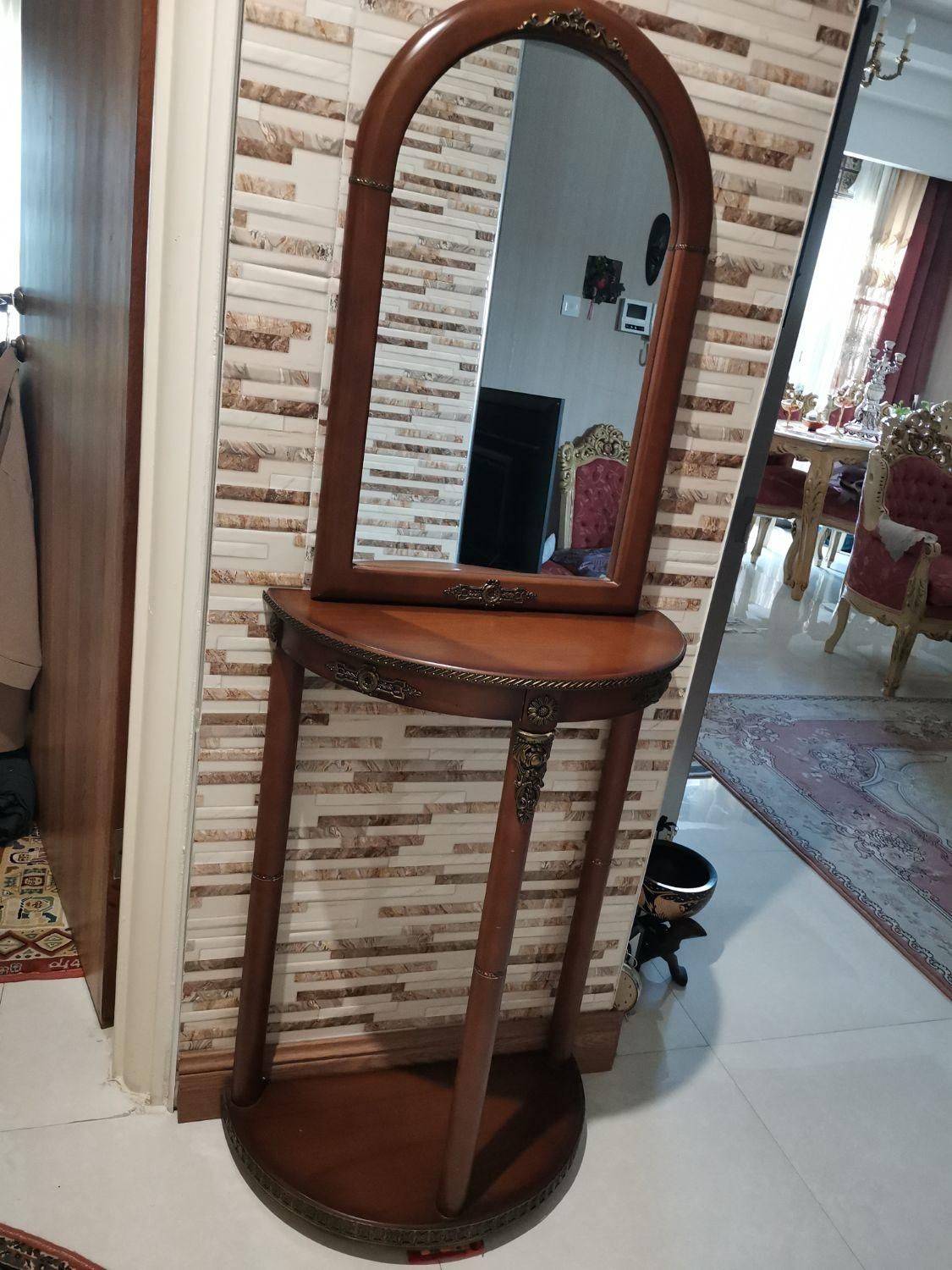 میز کنسول اینه سرهم تمام چوب وقدیمی شیک و زیبا|بوفه، ویترین، کنسول|تهران, ازگل|دیوار
