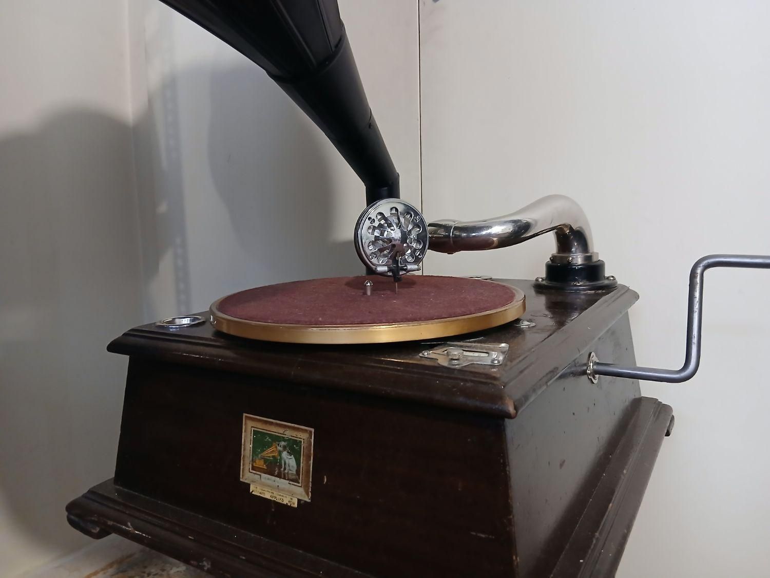 گرامافون هندلی قدیمی his master voice انگلیس گرام|کلکسیون اشیاء عتیقه|تهران, ونک|دیوار