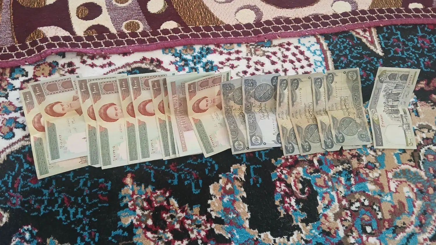 پول قدیم ۱۰۰تومنی چنتا پوله عراقی هم دارم|کلکسیون سکه، تمبر، اسکناس|بجنورد, |دیوار