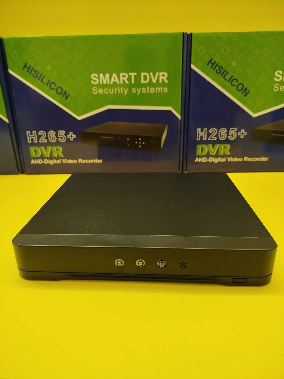 4دوربین مداربسته 2/4 میکروفن دار+dvr بدون قطعی|دوربین مداربسته|مشهد, آزادشهر|دیوار