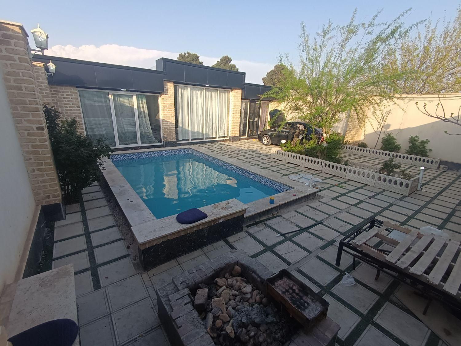 اجاره روزانه/هفتگی/ماهانه ویلا ۳۵۰ متری|اجارهٔ کوتاهمدت ویلا و باغ|صفادشت, |دیوار