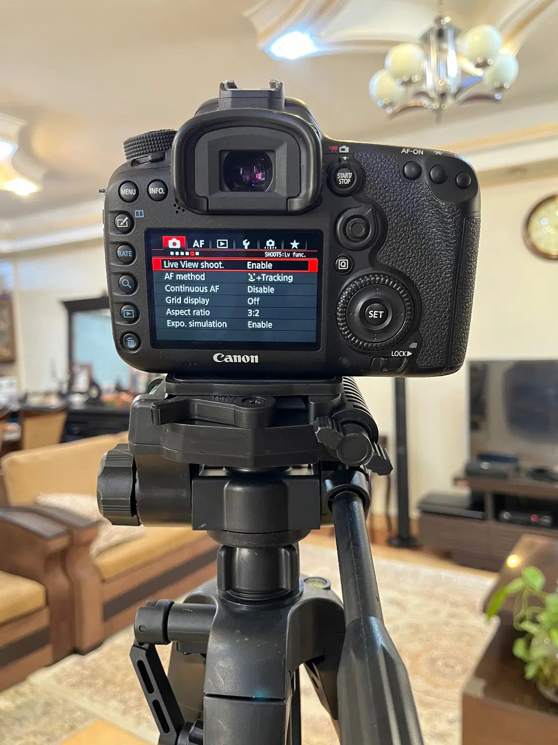 Canon 7D II مارک دو با گارانتی اصلی و تجهیزات|دوربین عکاسی و فیلم‌برداری|تهران, عباس‌آباد|دیوار