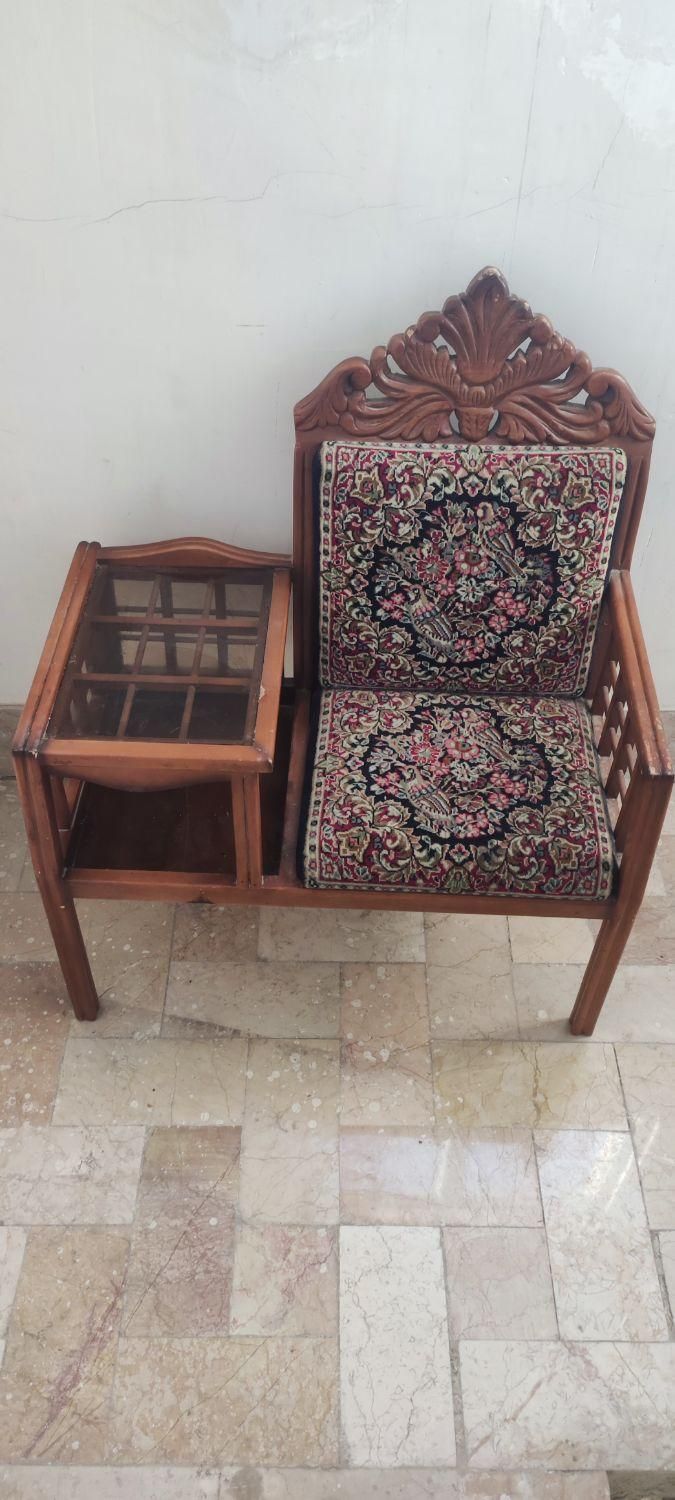 میز تلفن قالیه نو با قیمت خیلی خیلی پایین|میز تلفن|کرمان, |دیوار