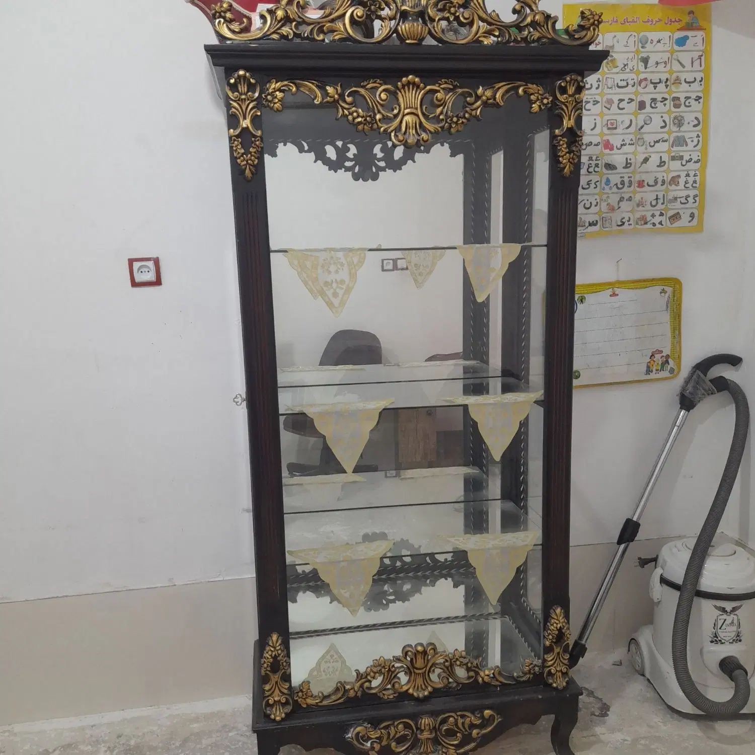 گنجه|بوفه، ویترین، کنسول|مشهد, شهید معقول|دیوار