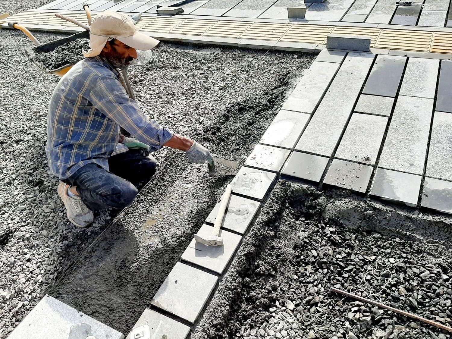 بنای سفت کار با سابقه ۳۰ سال کار|خدمات پیشه و مهارت|همدان, |دیوار