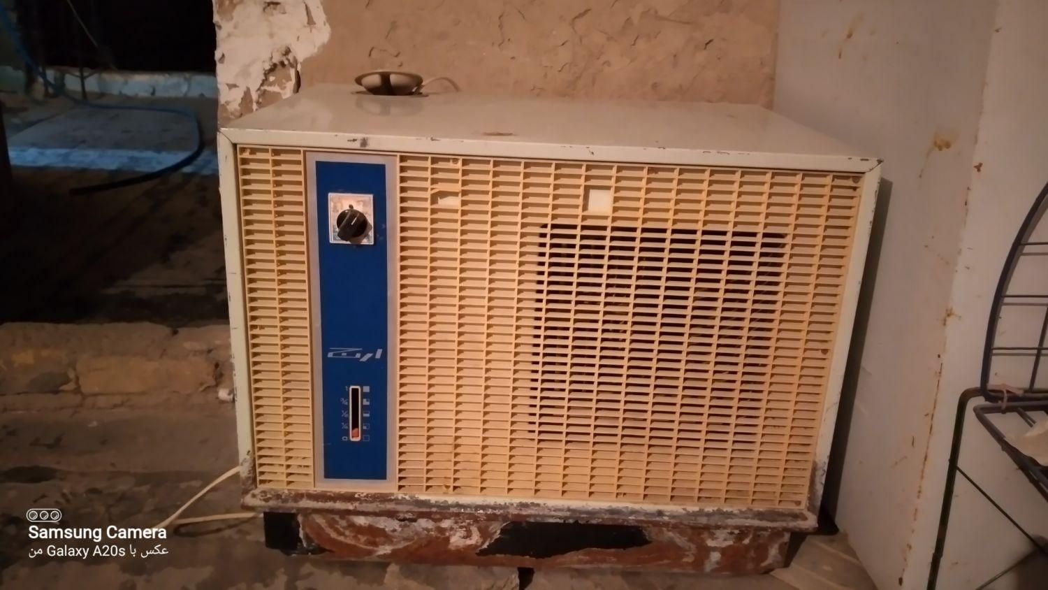 کولر آبی|کولر آبی|شیروان (خراسان), |دیوار