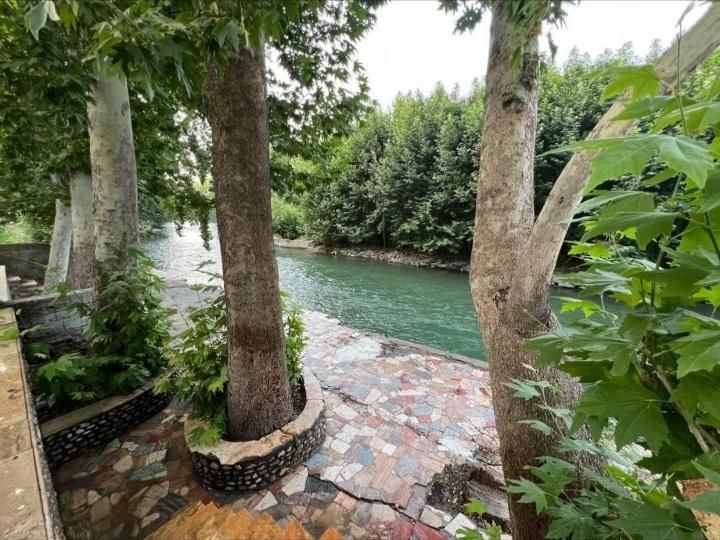 اجاره ویلاسوئیت درباغبهادران باغ‌بهادران باغبادران|اجارهٔ کوتاه‌مدت ویلا و باغ|اصفهان, بوستان آینه خانه|دیوار